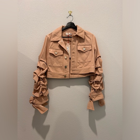 🎀ALICE + OLIVIA TIFF DENIM JACKET WITH BOW SLEEVE🎀 - Picture 5 of 10